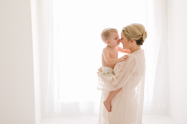 dallas_studio_maternity_photographer