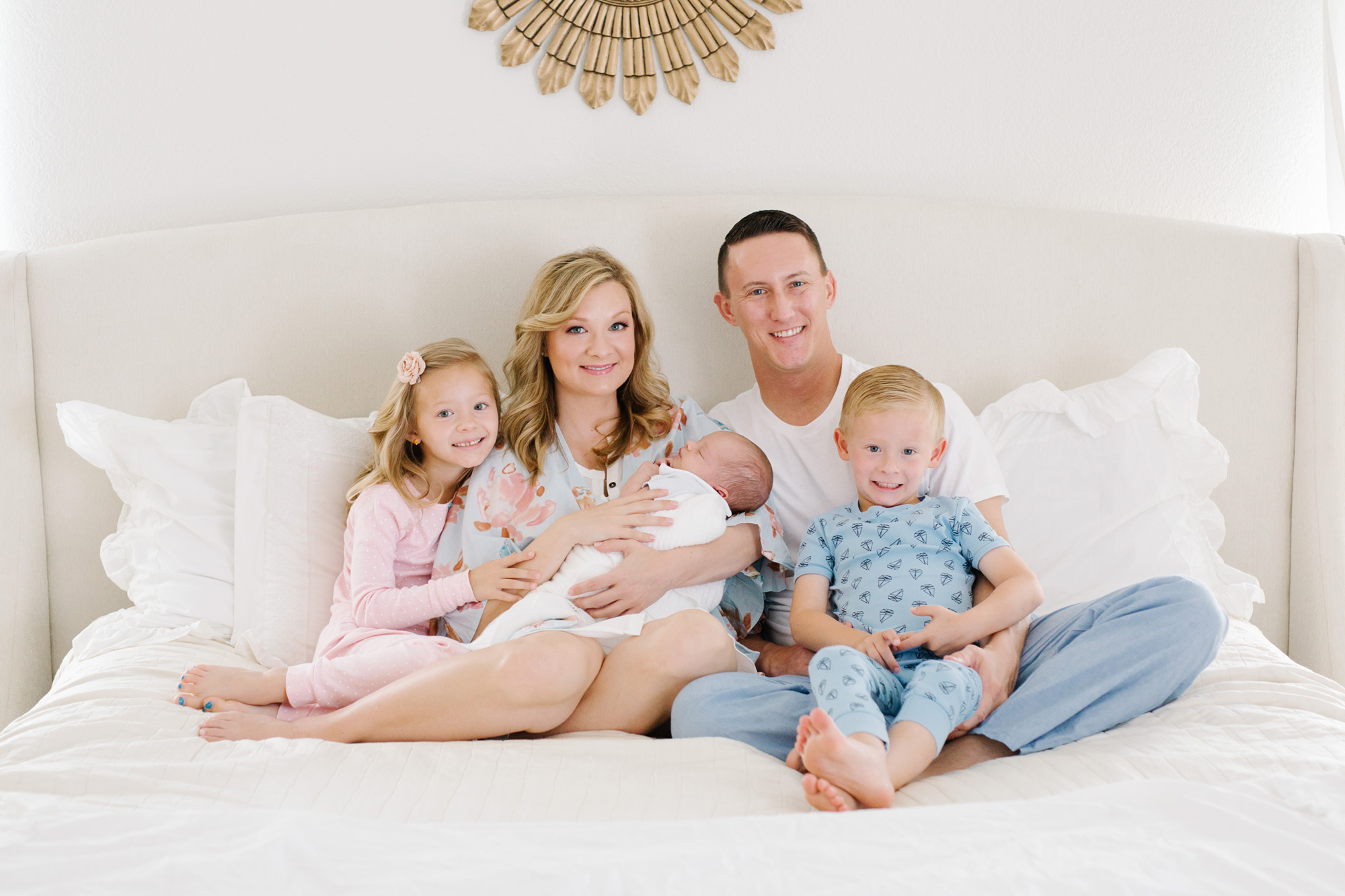Dallas lifestyle newborn session by Tenth & Grace.