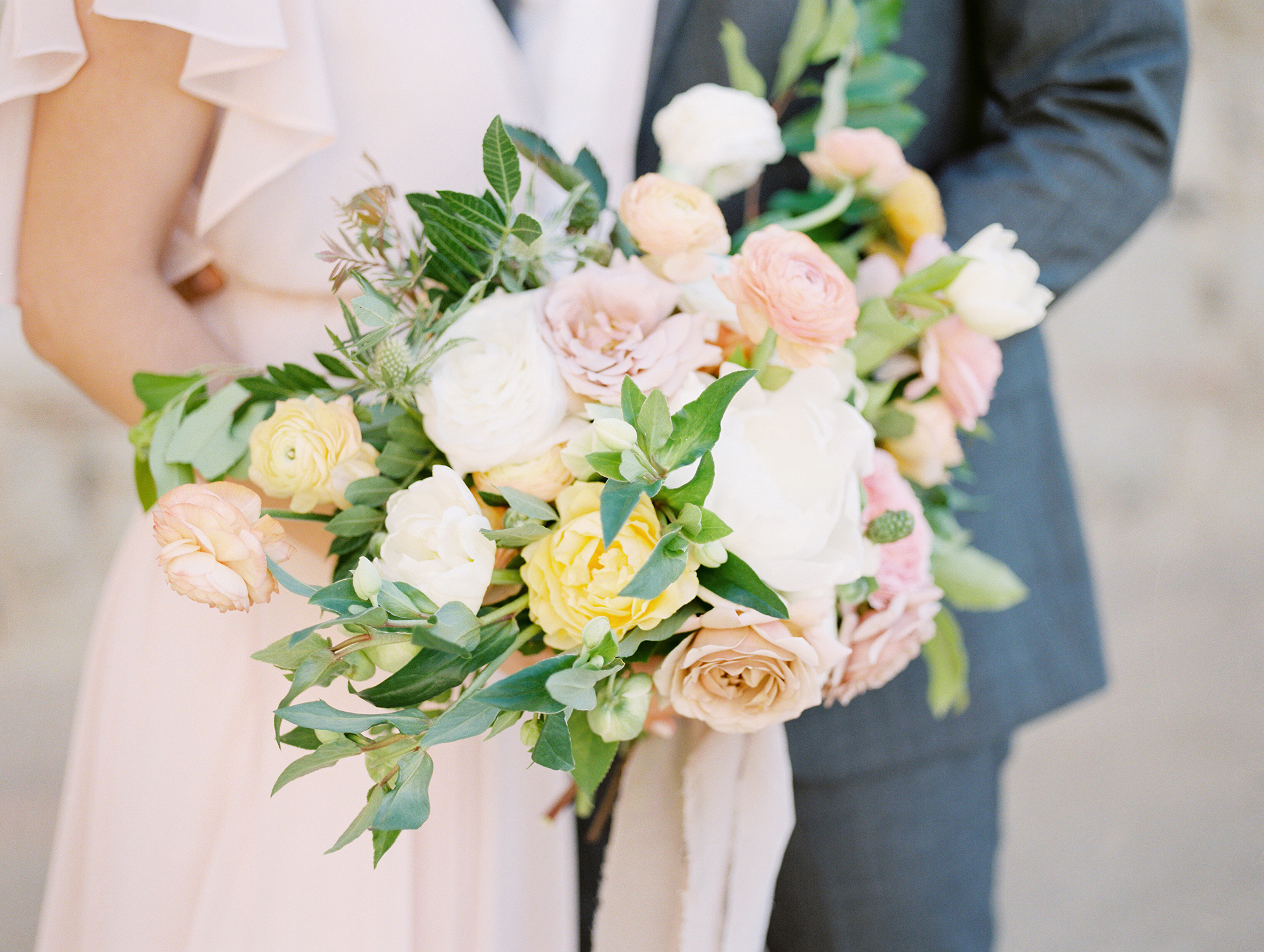 Garden roses crafted by Bellatula Floral photographed by San Juan Capistrano wedding photographer Tenth & Grace.