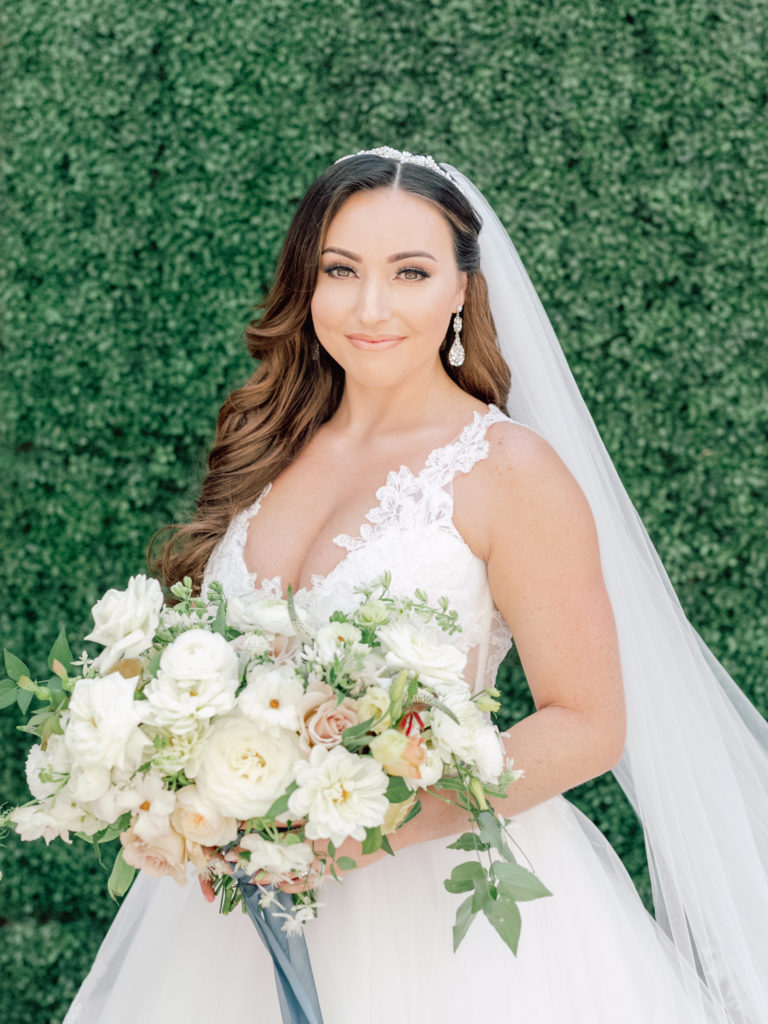 Swan House bridal portrait